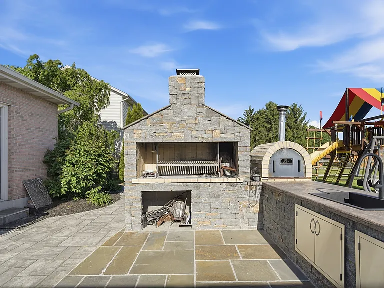 3722 Charfield Ln — Photo 72