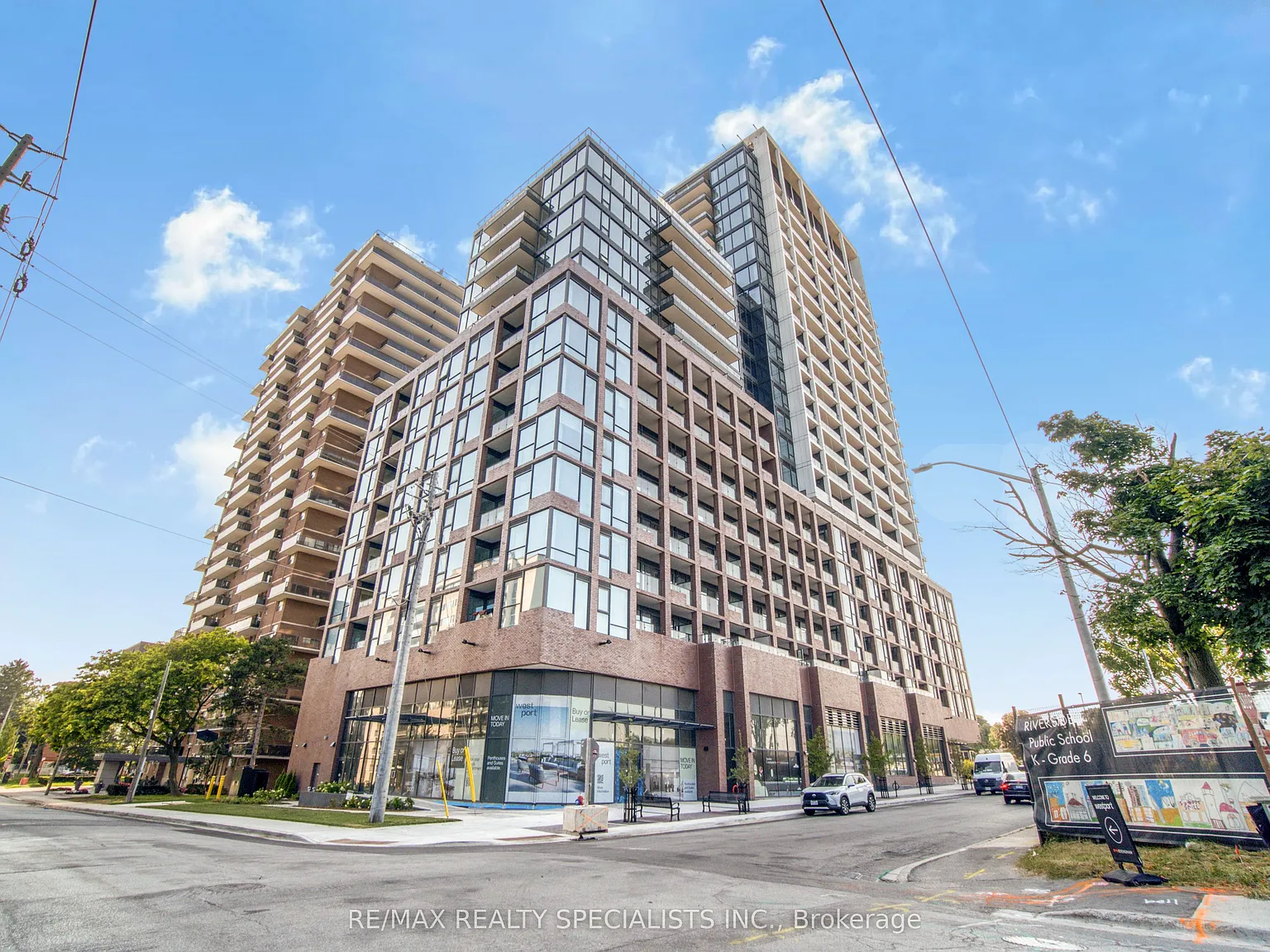 Westport Condos — Photo 2