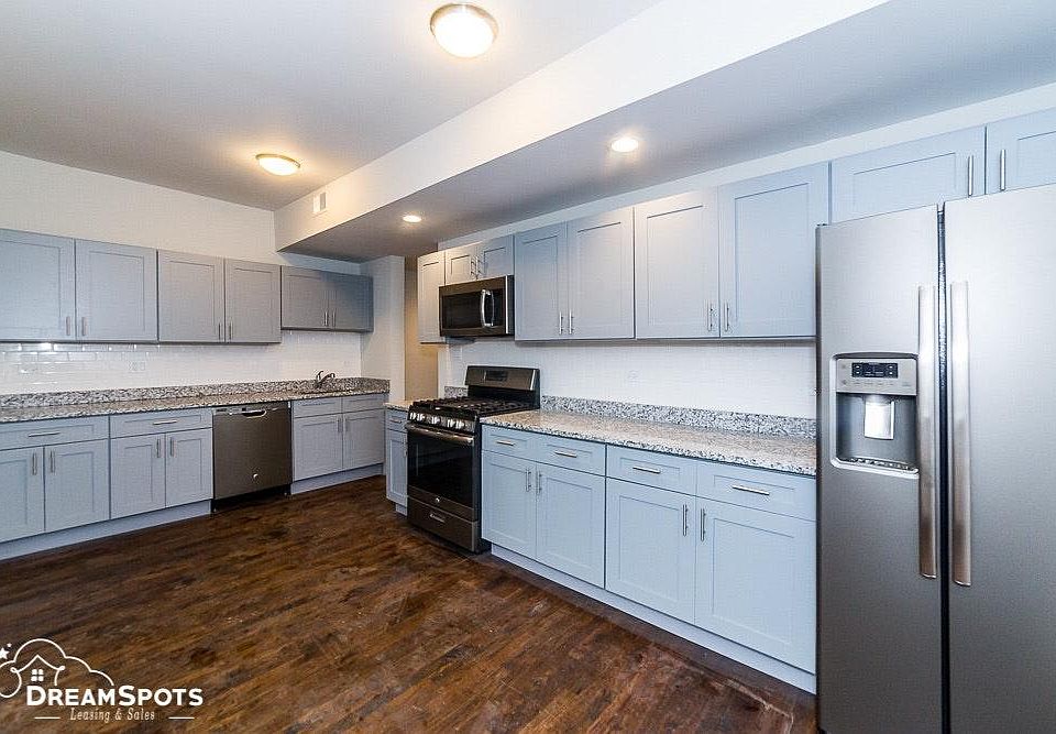 1st image of 4618 S Lake Park Ave APT 3E