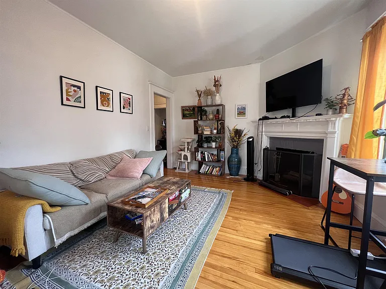 84 Prescott St #32 — Photo 1