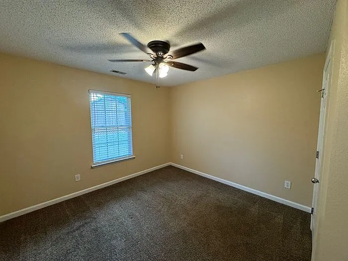 137 Clover Ridge Dr — Photo 29
