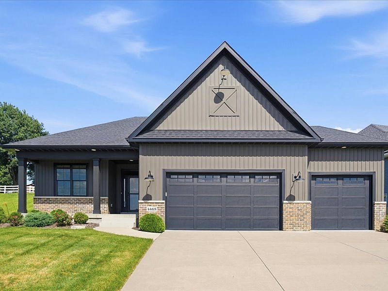 1st image of 4465 Muirfield Dr