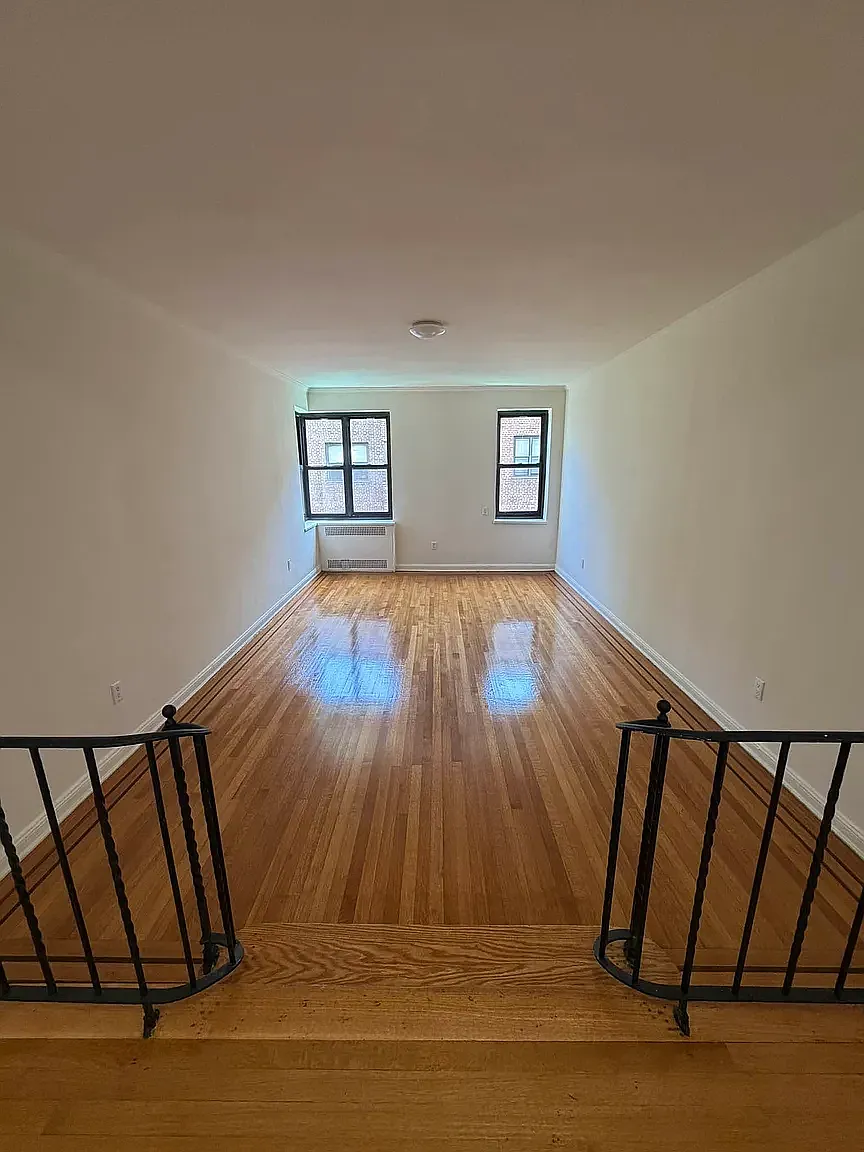 100-40 67th Drive — Photo 3