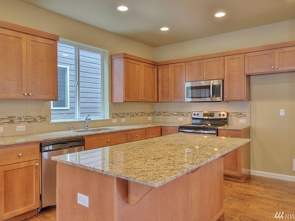 2nd image of 18206 137th Street Ct E