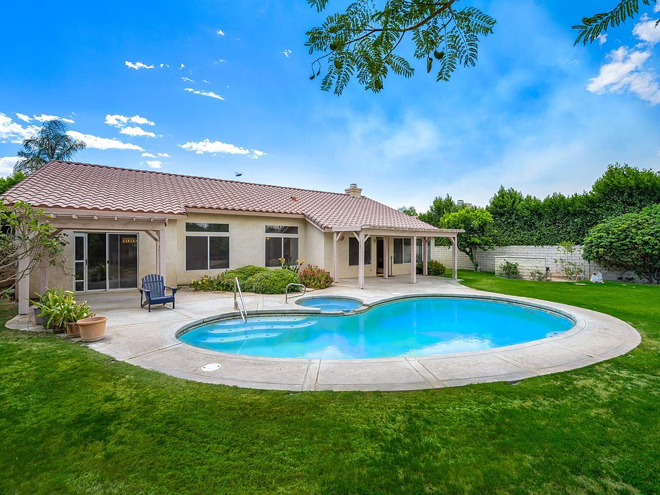 1st image of 44300 Camino Lavanda