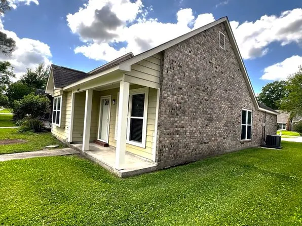 1741 Twisted Oak Ln, Baton Rouge, LA 70810