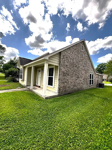 1741 Twisted Oak Ln Photo 1 1741 Twisted Oak Ln Photo 1