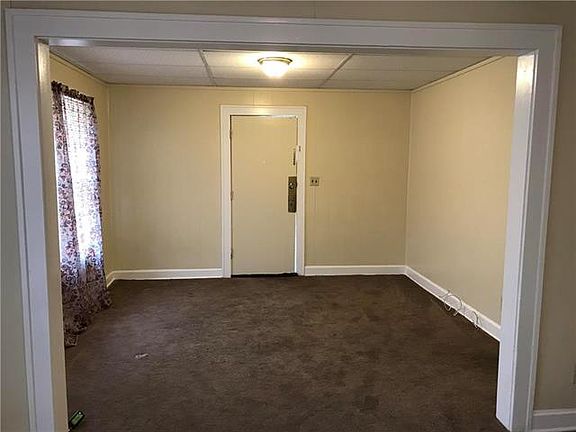 3rd image of 3529 Mersington Ave