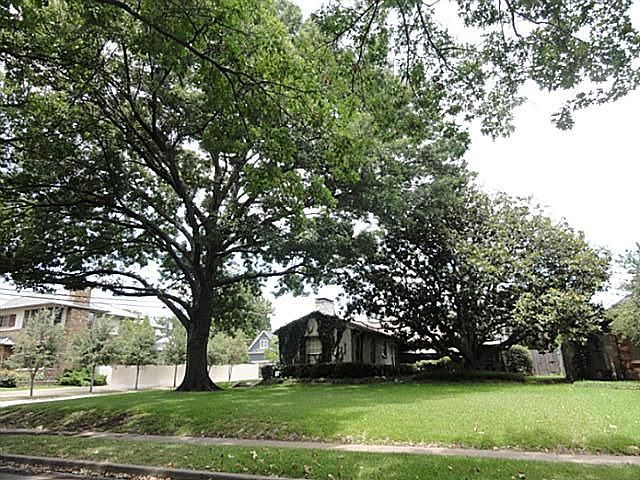 2nd image of 3140 Hanover St
