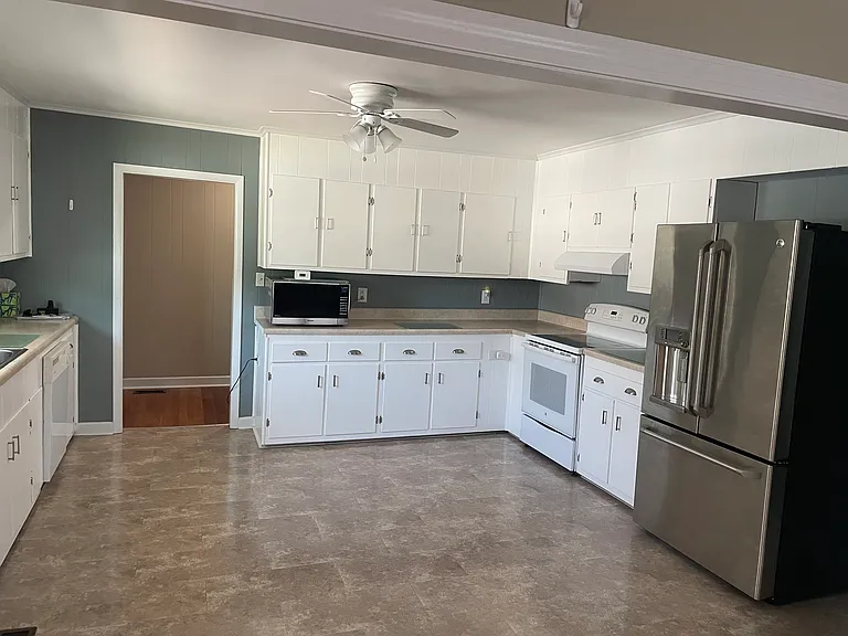 208 Summey St — Photo 12