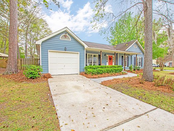 3rd image of 106 Mill Pond Ct