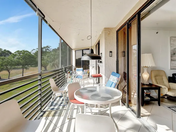 7100 Radice Court #207, Lauderhill, FL 33319