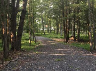 Peat Moss Rd, White Haven, PA 18661