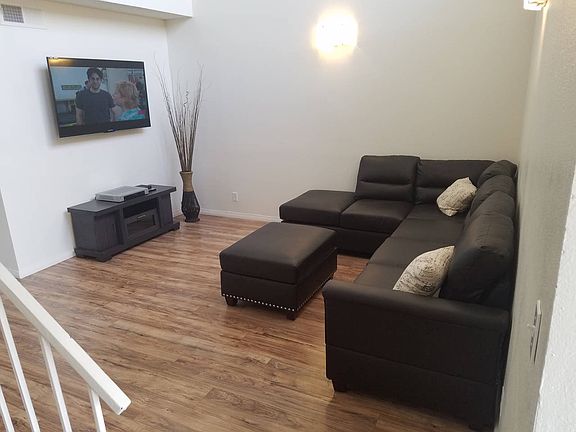 2nd image of 861 Bourbon St APT 1