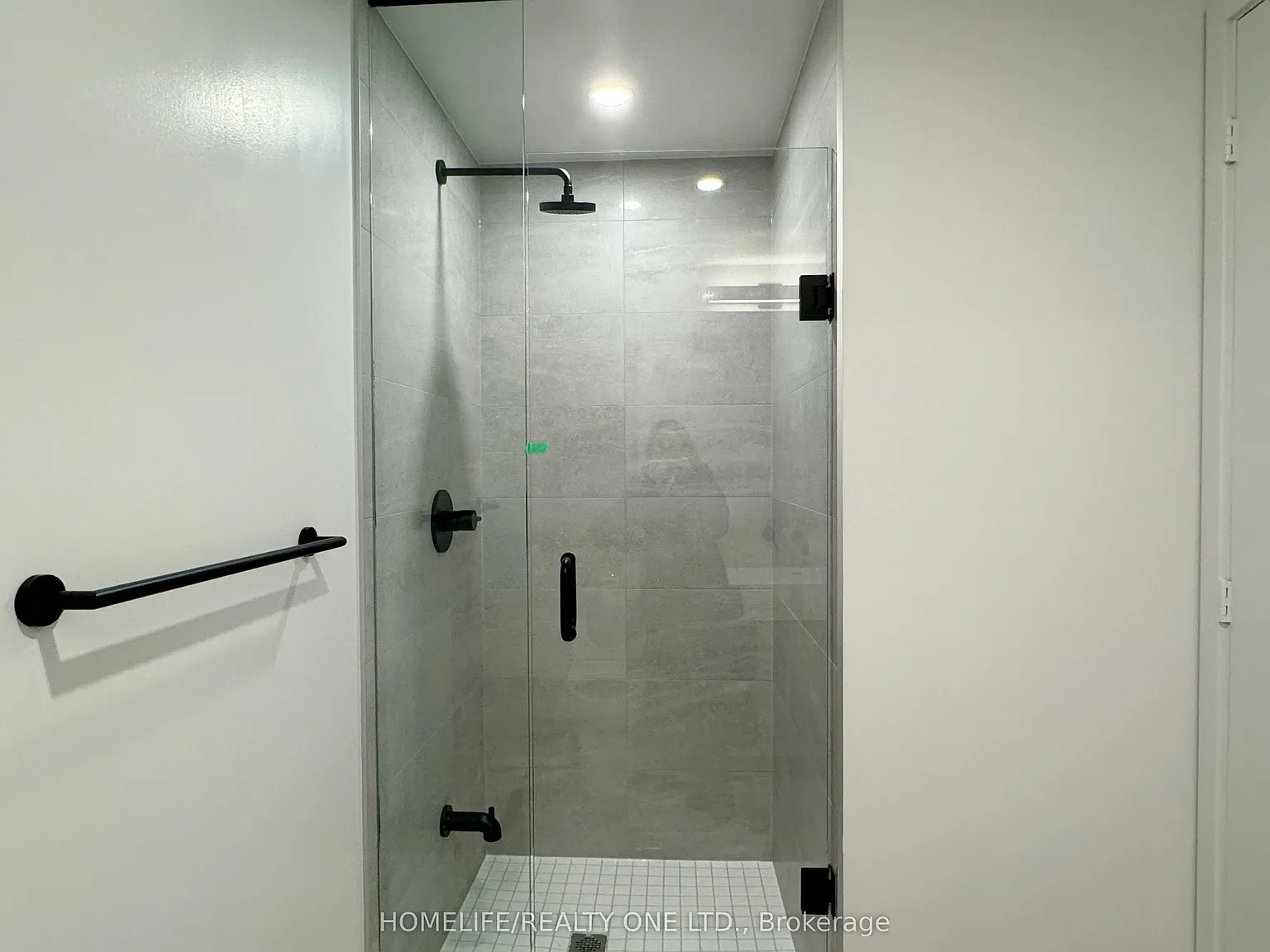 2 bed, $3,800 — Photo 4