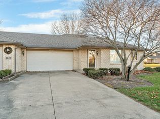 1046 Edgewater Dr, Morris, IL