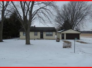 N6443 Wollin Rd, Lake Mills, WI 53551