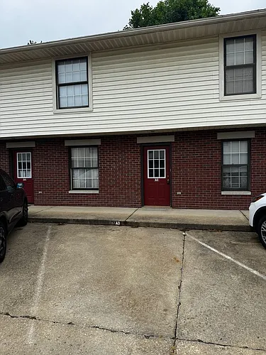 127 E Adams St #A3 Photo 1 127 E Adams St #A3 Photo 1