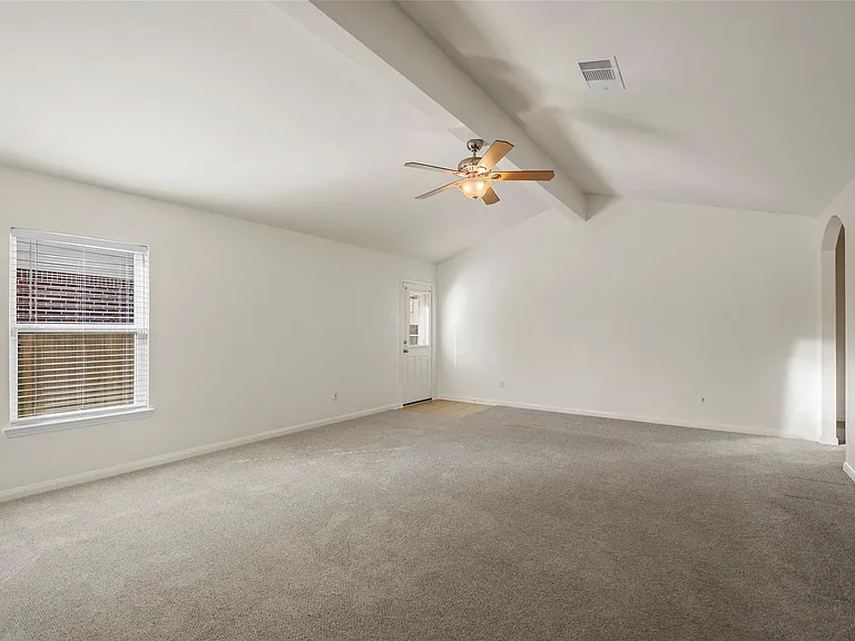 20803 Bastion Settle Dr — Photo 13