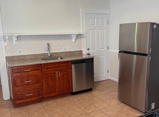 85 Kings Hwy E, Fairfield, CT 06825