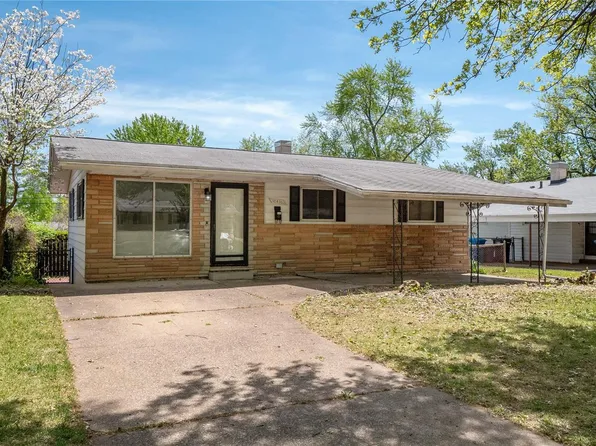 10436 Durness Dr, Saint Louis, MO 63137