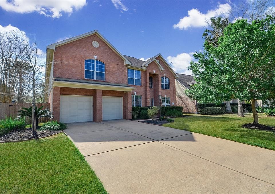 1st image of 1323 Cross Valley Dr