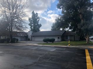 550 W Escalon Ave, Clovis, CA 93612