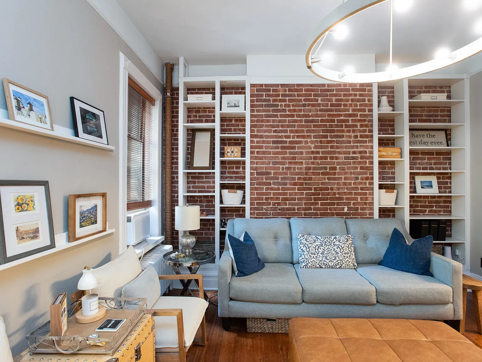1 bed, 1.0 bath, 800 sqft, $3,600 — Photo 1