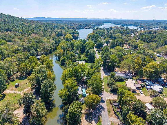 5th image of 396 Bull Bayou Rd