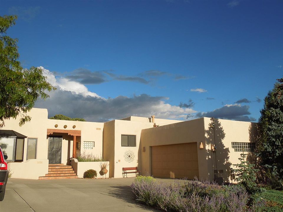 1st image of 2703 Via Caballero Del Sur