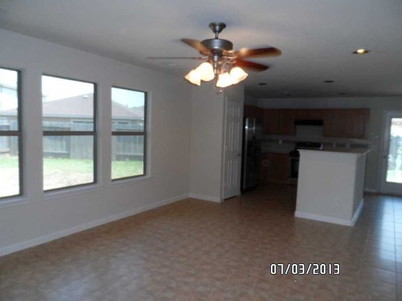 3rd image of 7503 Honey Pine Ln