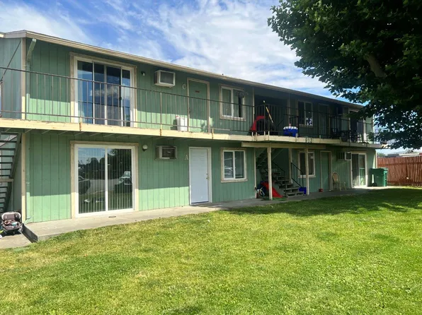 912 N Cleveland St #C, Kennewick, WA 99336