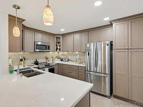 3rd image of 10300 Caminito Cuervo Unit 48