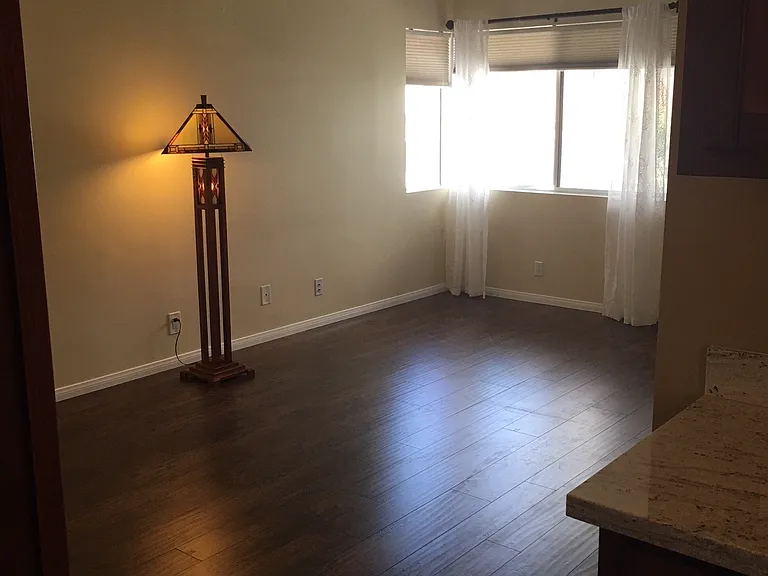 145 N Shamrock Ave — Photo 4