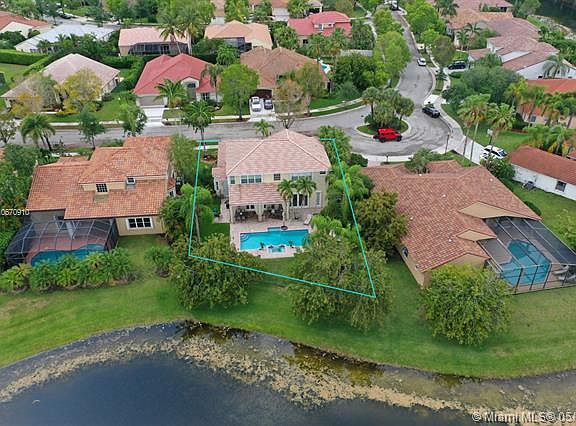 4th image of 462 Stonemont Dr