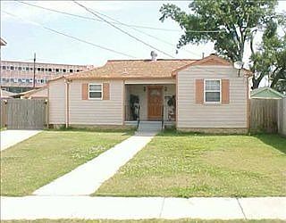 1st image of 114 Alden Pl