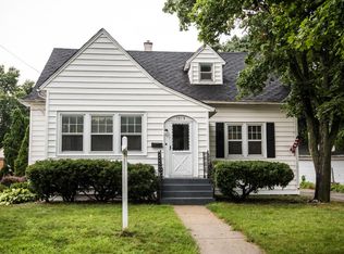 1015 Homecrest Ave, Kalamazoo, MI 49001