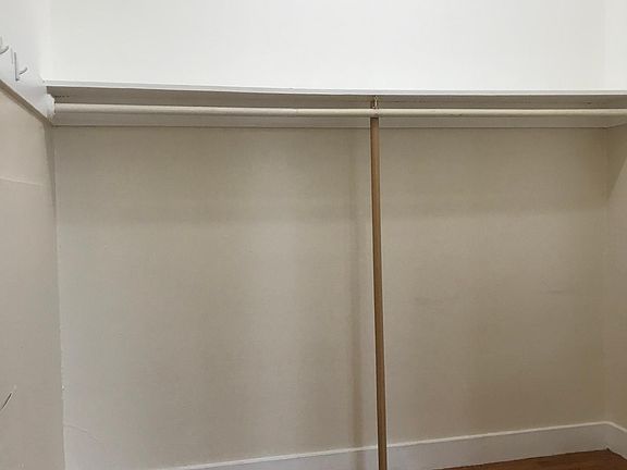 3rd image of 1000 Judah St APT 204