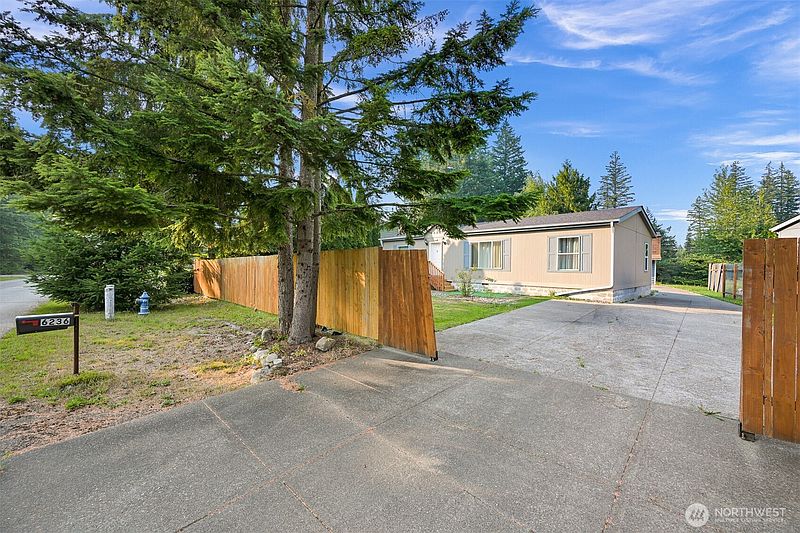 2nd image of 6236 Azure Way