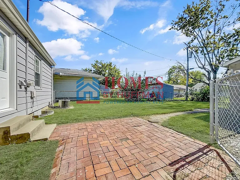 2913 Jackson Ave — Photo 5