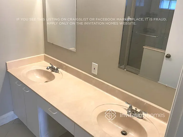 1544 NW 158th Ave — Photo 9