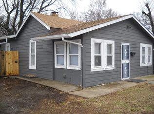 145 E Farmer St, Independence, MO 64050