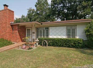 1408 26th St, Hondo, TX 78861