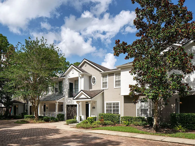 The Villas at Westchase — Photo 1