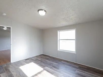 5130 E 21st St — Photo 5