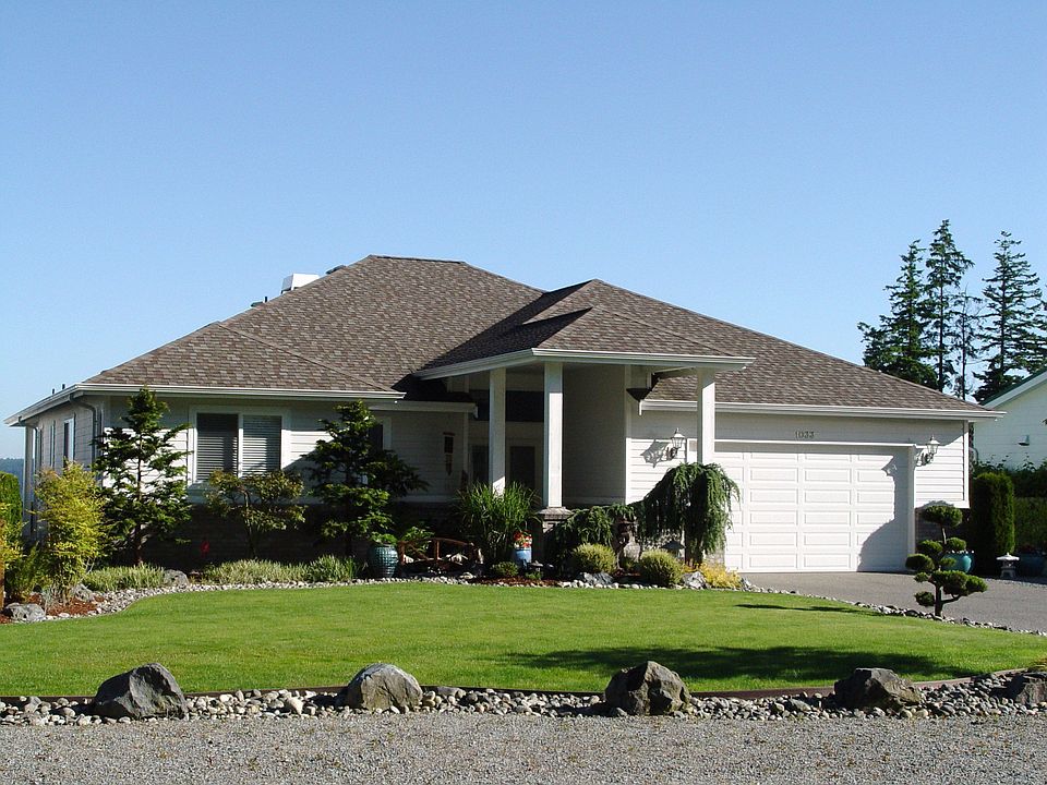 2nd image of 1033 Sunset Dr