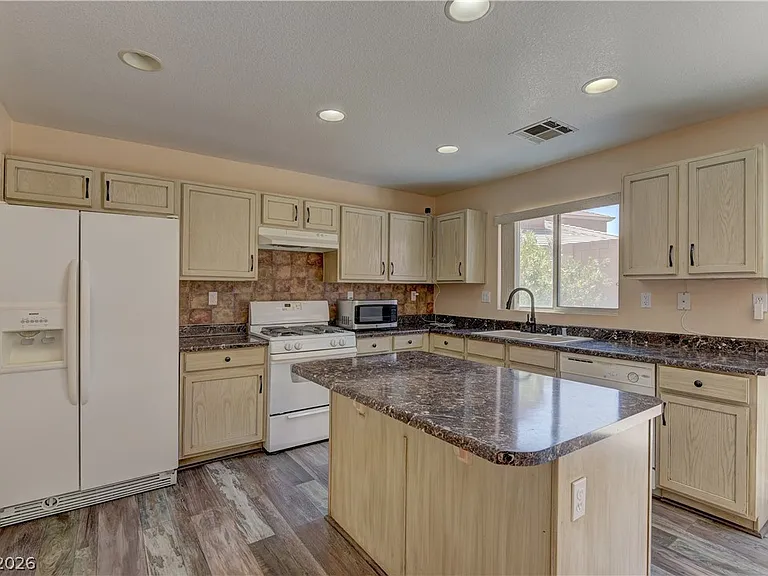 5317 La Quinta Hills St — Photo 9