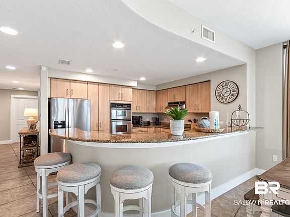 4th image of 521 W Beach Blvd APT 1401