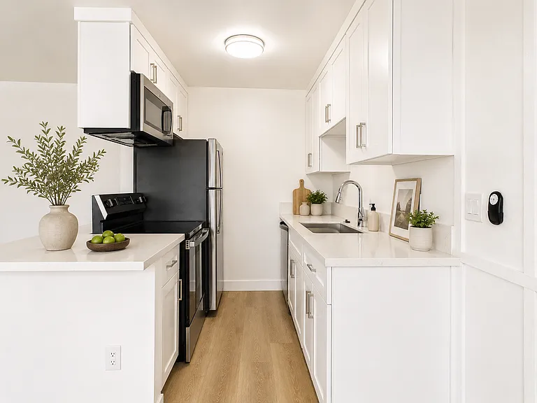 Villa La Paloma Apartments | 7722 Reseda Blvd — Photo 19