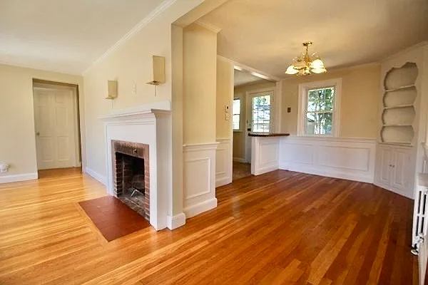 20 Orlando Ave — Photo 9